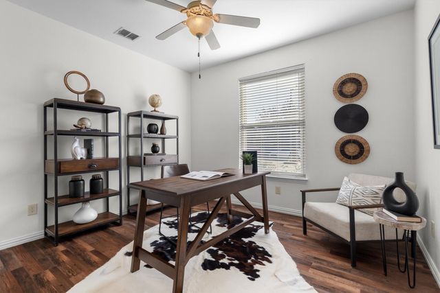 425 Locksley Court, Saginaw, TX 76179