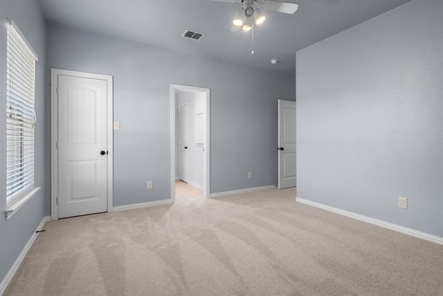 425 Locksley Court, Saginaw, TX 76179