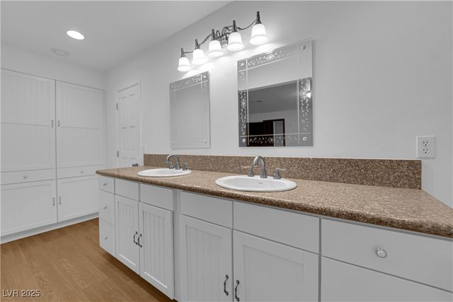 1751 Fairhaven Street, Las Vegas, NV 89108