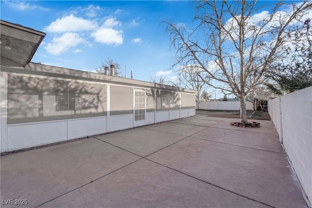 1751 Fairhaven Street, Las Vegas, NV 89108
