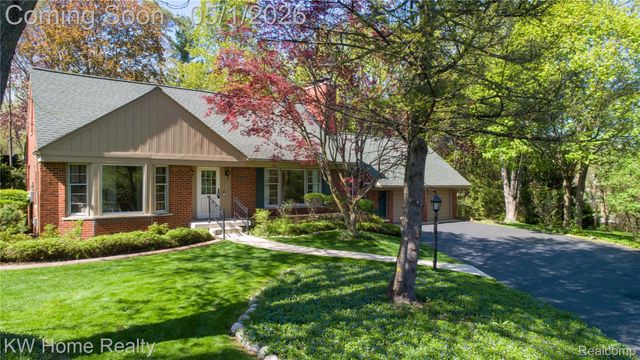 32430 Dohany Drive, Farmington Hills, MI 48336