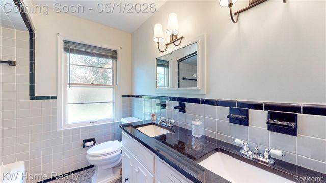 32430 Dohany Drive, Farmington Hills, MI 48336
