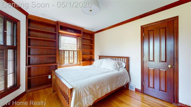 32430 Dohany Drive, Farmington Hills, MI 48336