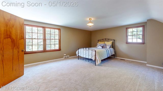 32430 Dohany Drive, Farmington Hills, MI 48336