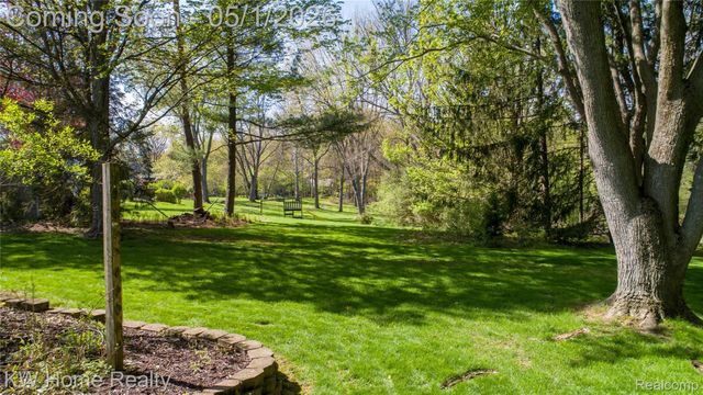 32430 Dohany Drive, Farmington Hills, MI 48336
