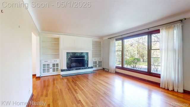 32430 Dohany Drive, Farmington Hills, MI 48336