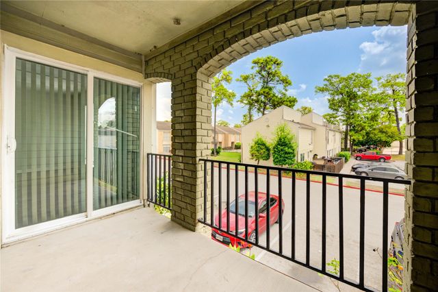 6200 W Tidwell Road 2608, Houston, TX 77092