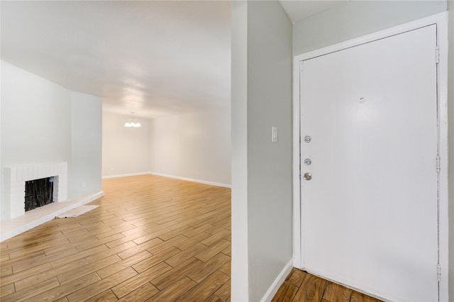 6200 W Tidwell Road 2608, Houston, TX 77092