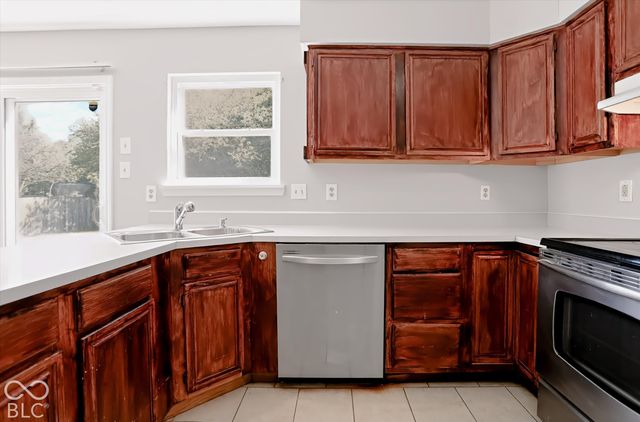 7965 Austrian Pine Drive, Indianapolis, IN 46268