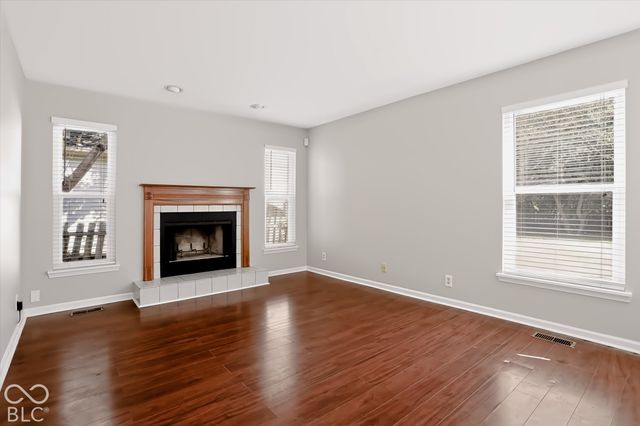 7965 Austrian Pine Drive, Indianapolis, IN 46268