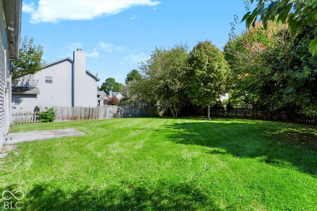 7965 Austrian Pine Drive, Indianapolis, IN 46268