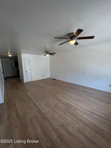 418 W Dr W. J. Hodge St, Louisville, KY 40203