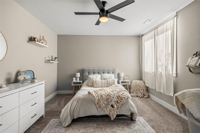 1108 NE Forest Ridge Court, Ankeny, IA 50021