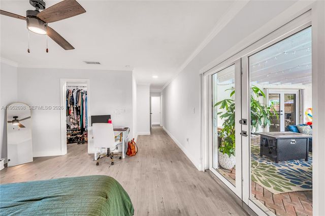 15930 SW 90th Ave, Palmetto Bay, FL 33157