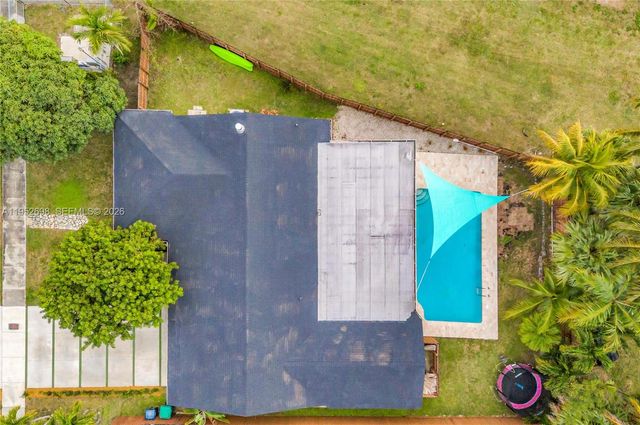 15930 SW 90th Ave, Palmetto Bay, FL 33157