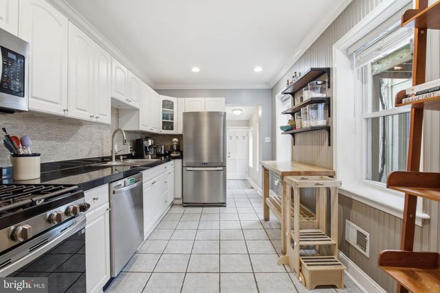 2113 BANK ST, Baltimore, MD 21231