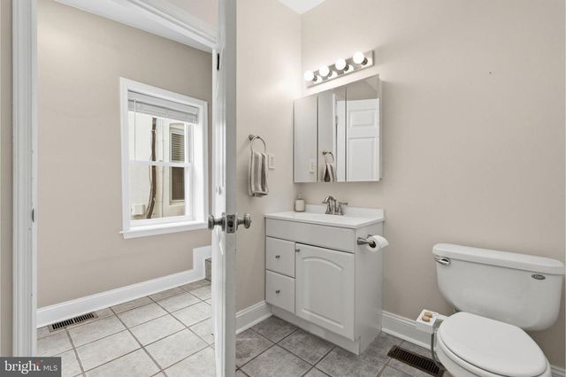 2113 BANK ST, Baltimore, MD 21231