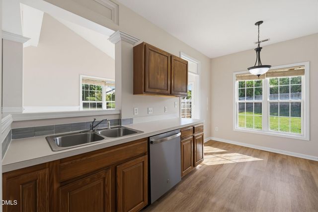 805 Nightshade Way, Raleigh, NC 27610