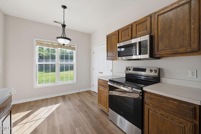 805 Nightshade Way, Raleigh, NC 27610