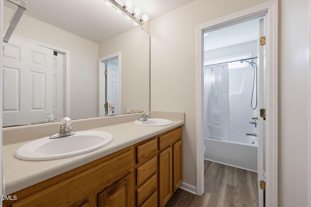 805 Nightshade Way, Raleigh, NC 27610
