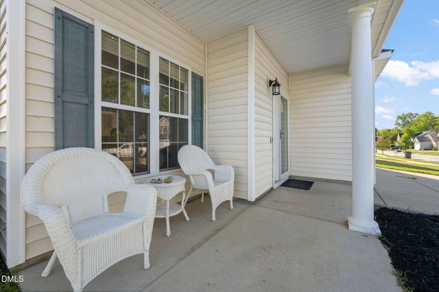 805 Nightshade Way, Raleigh, NC 27610