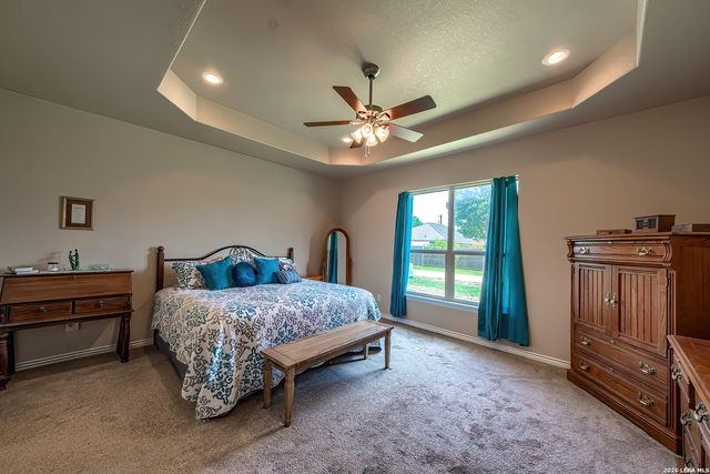 504 34th Street, Hondo, TX 78861