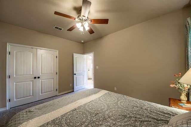 504 34th Street, Hondo, TX 78861
