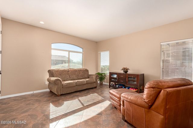 13772 N High Mountain View Place, Tucson, AZ 85739