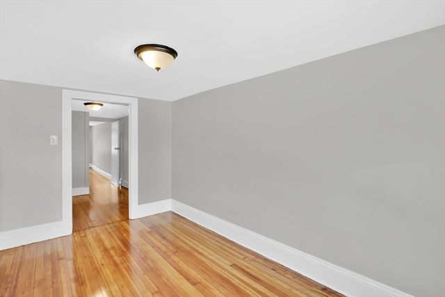 11 Ina St, Springfield, MA 01109