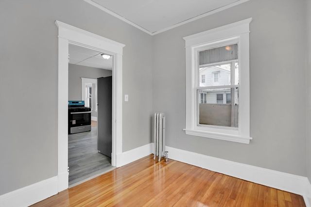 11 Ina St, Springfield, MA 01109