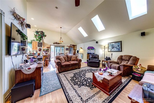 274154 Highway 101, Sequim, WA 98382