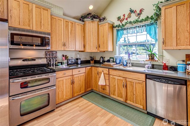 274154 Highway 101, Sequim, WA 98382