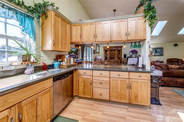 274154 Highway 101, Sequim, WA 98382