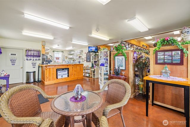 274154 Highway 101, Sequim, WA 98382