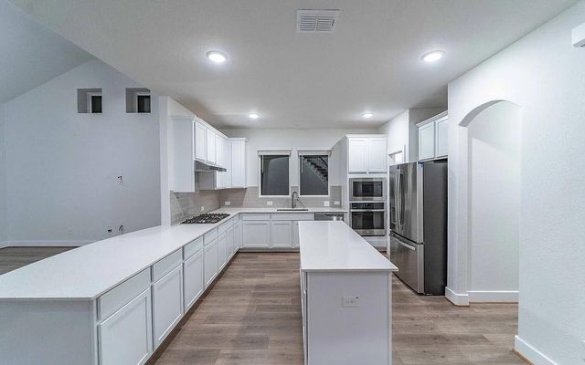 213 Alicante LN, Liberty Hill, TX 78642