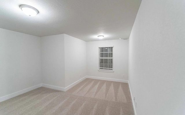 213 Alicante LN, Liberty Hill, TX 78642