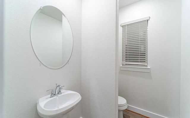 213 Alicante LN, Liberty Hill, TX 78642