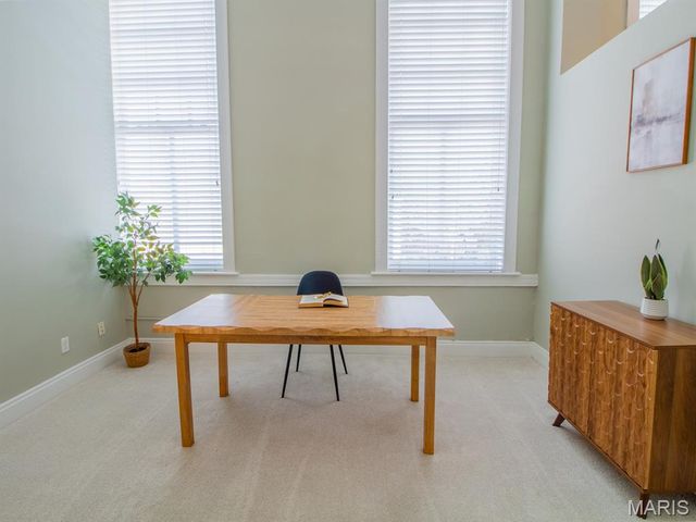 2216 Sidney Street 10, St Louis, MO 63104