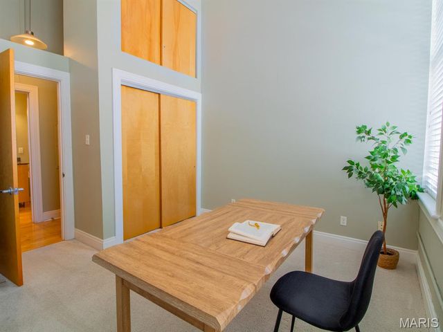 2216 Sidney Street 10, St Louis, MO 63104