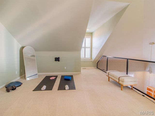 2216 Sidney Street 10, St Louis, MO 63104