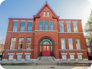 2216 Sidney Street 10, St Louis, MO 63104