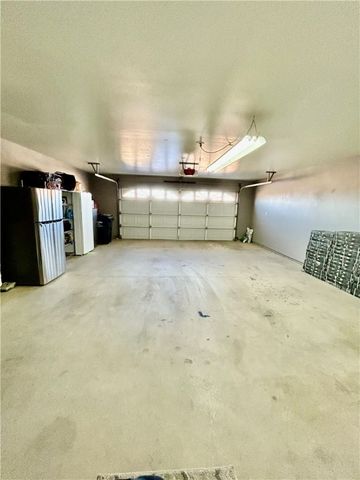 7870 E Pebble Drive, Kingman, AZ 86401