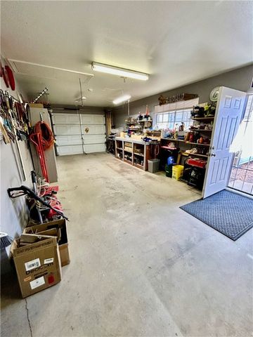 7870 E Pebble Drive, Kingman, AZ 86401