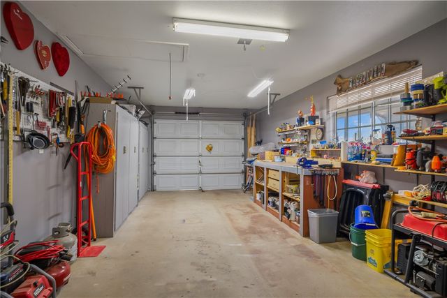 7870 E Pebble Drive, Kingman, AZ 86401