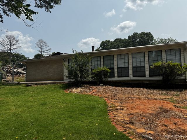 1425 Pine Ridge Road, Montgomery, AL 36109