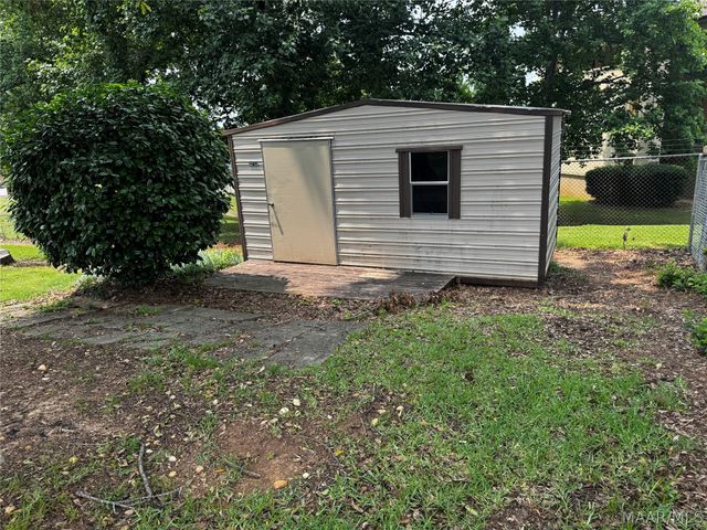 1425 Pine Ridge Road, Montgomery, AL 36109
