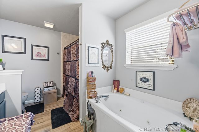 12516 S Cedar Avenue, Jenks, OK 74037