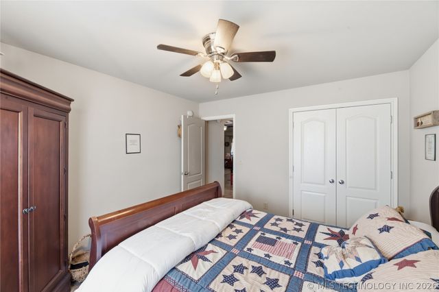 12516 S Cedar Avenue, Jenks, OK 74037