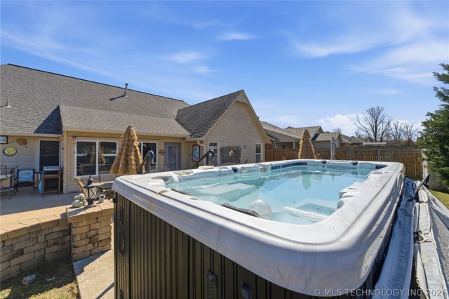 12516 S Cedar Avenue, Jenks, OK 74037