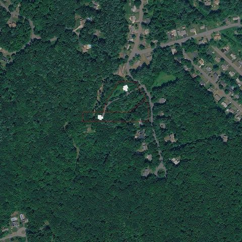 39 Stone Ridge Drive, Northampton, MA 01062